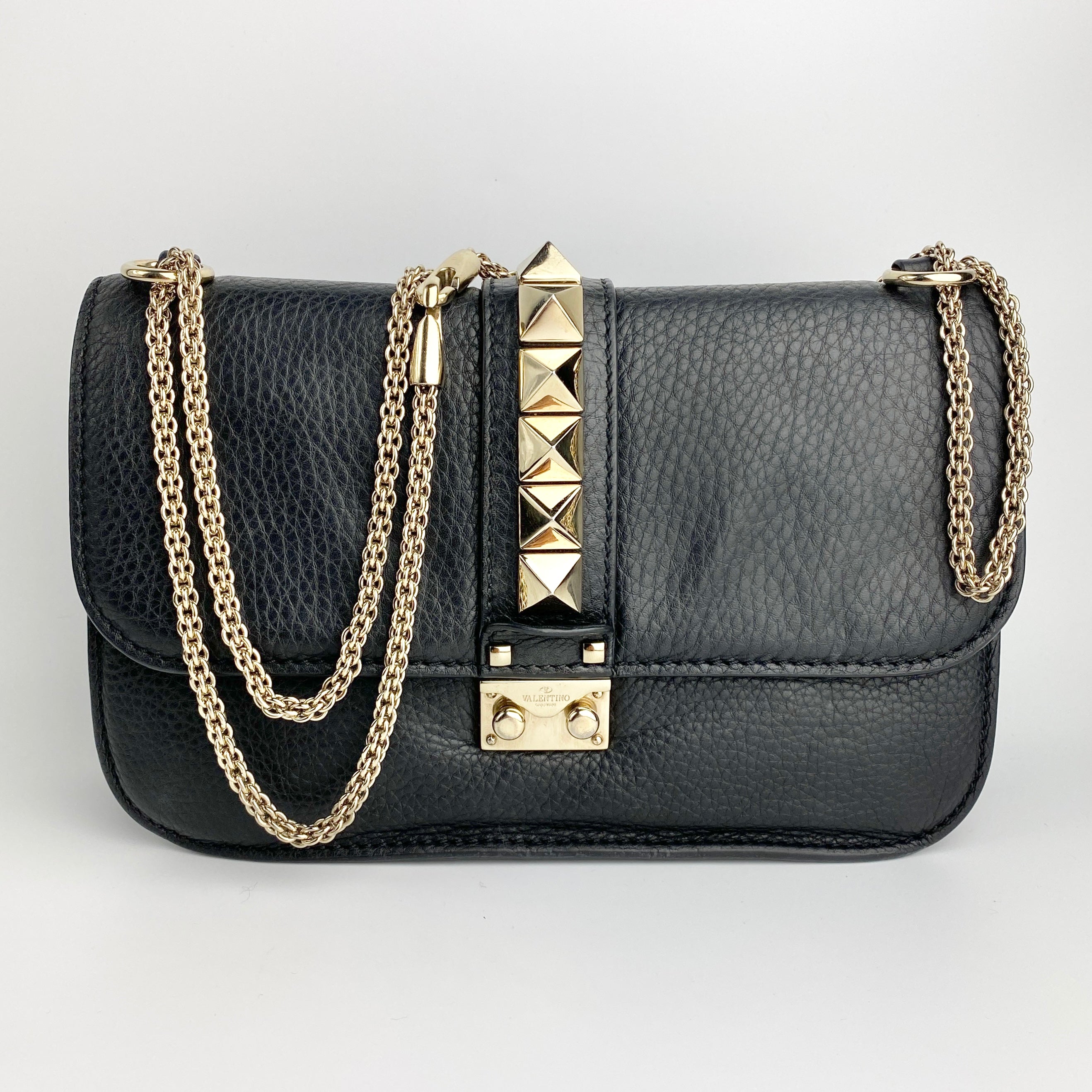 Valentino deals glam lock