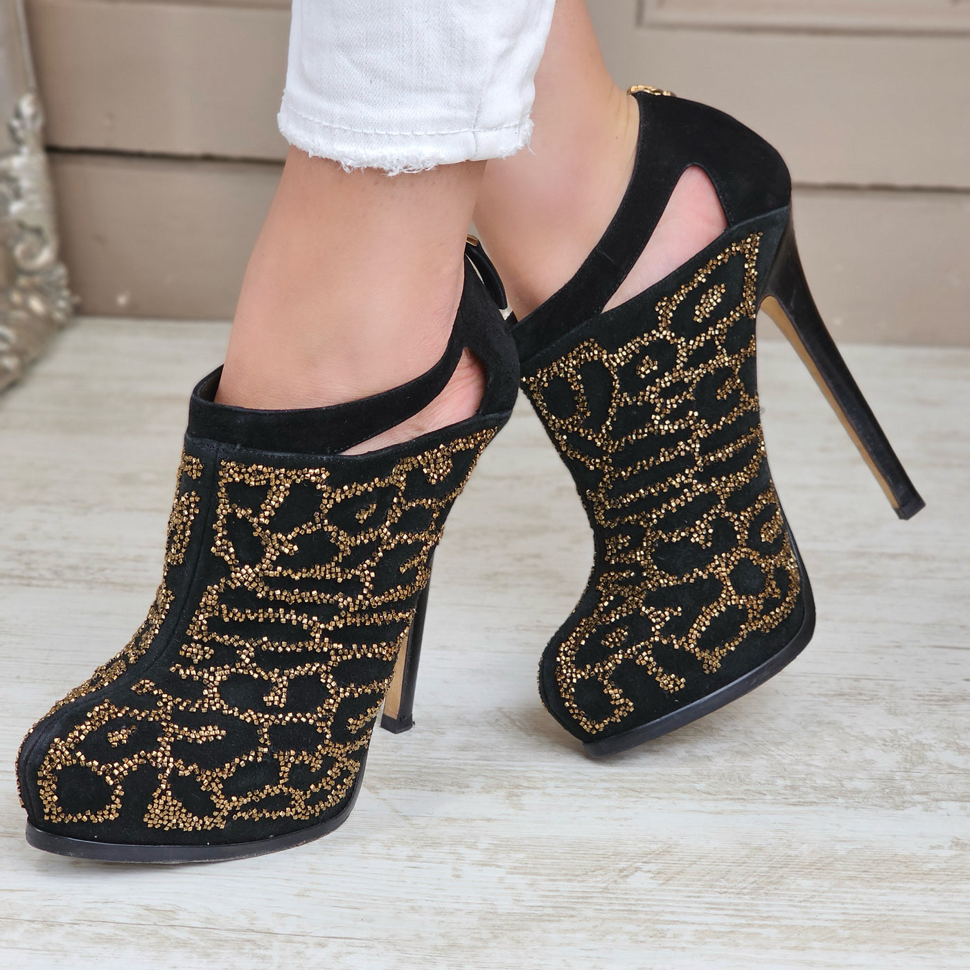 FENDI BEADED ANKLE BOOTS EU 39/ UK 6