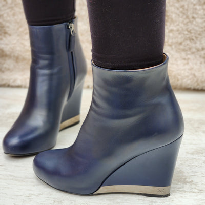 CHANEL LEATHER WEDGE BOOTS EU 38.5/ UK 5.5