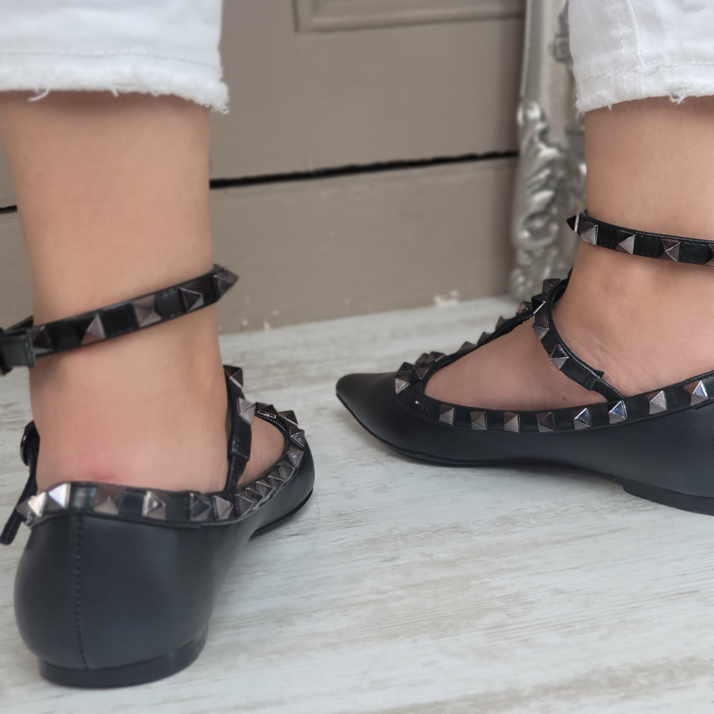 VALENTINO GARAVANI ROCKSTUD FLATS EU 36/ UK 3