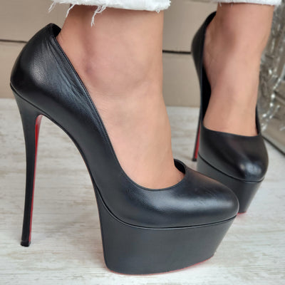 CHRISTIAN LOUBOUTIN DOLLY PLATFORM HEELS EU 39/ UK 6