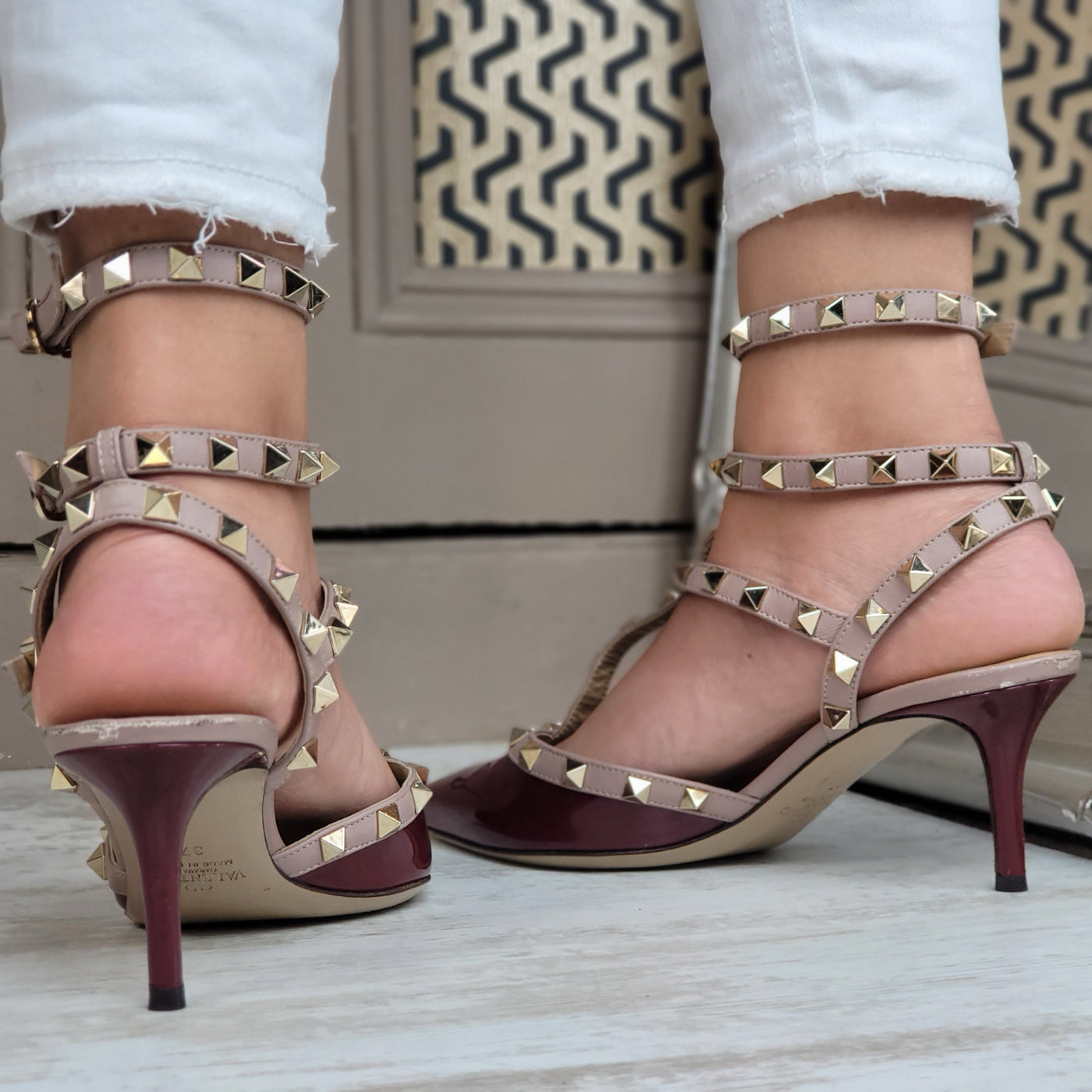 VALENTINO GARAVANI ROCKSTUD PUMPS EU 37/ UK 4