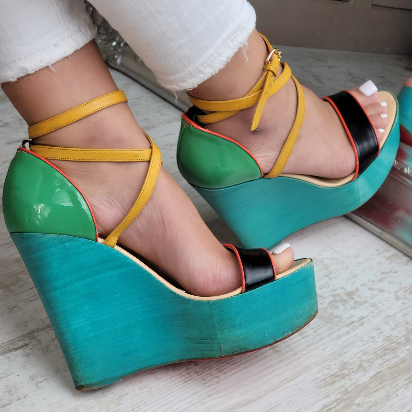 CHRISTIAN LOUBOUTIN SANDALS EU 39/ UK 6