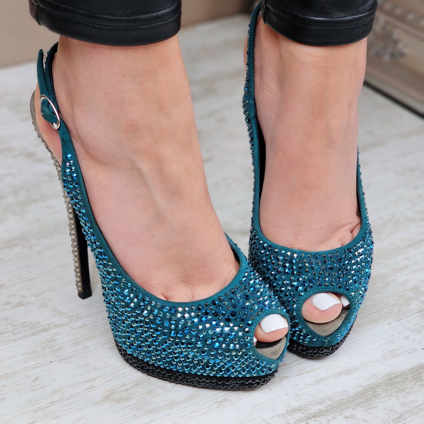 jimmy choo saeda 100