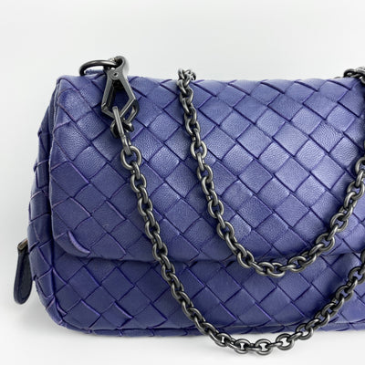 BOTTEGA VENETA INTRECCIATO LEATHER SHOULDER BAG