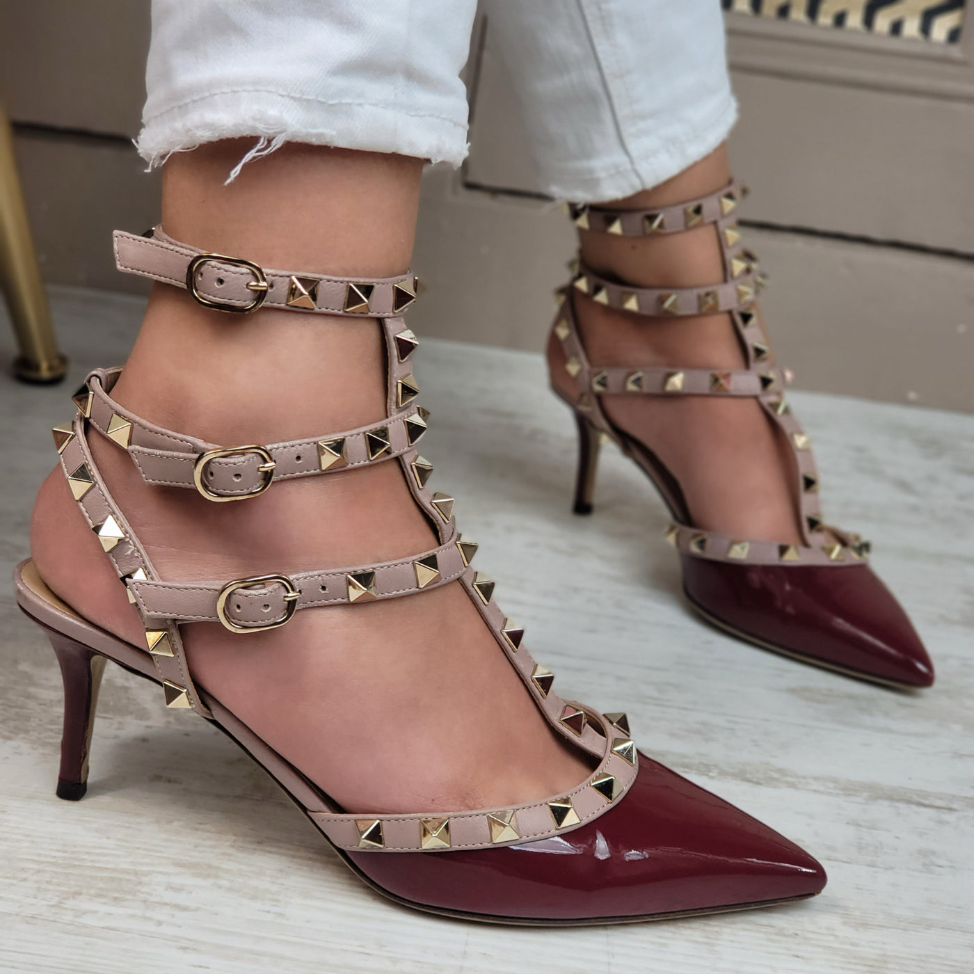 VALENTINO GARAVANI ROCKSTUD PUMPS EU 37/ UK 4