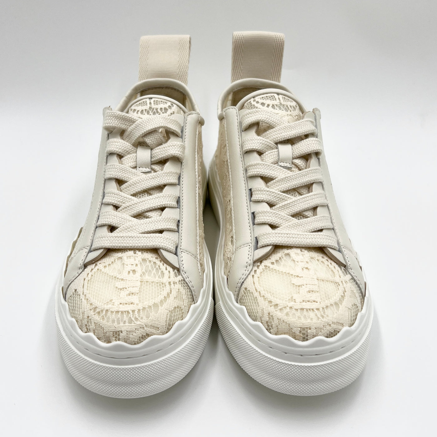 NEW - CHLOÉ LAUREN LACE SNEAKERS EU 37/ UK 4