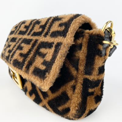 FENDI SHEARLING FUR BAGUETTE BAG