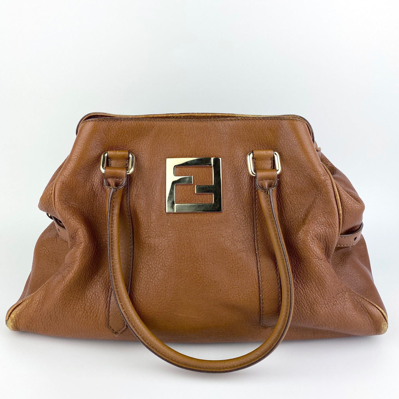 Fendi leather outlet shoulder bag