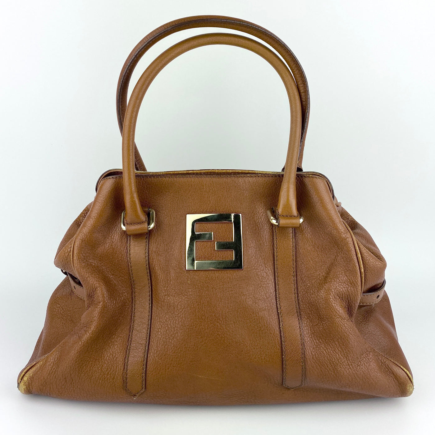 FENDI LEATHER SHOULDER BAG