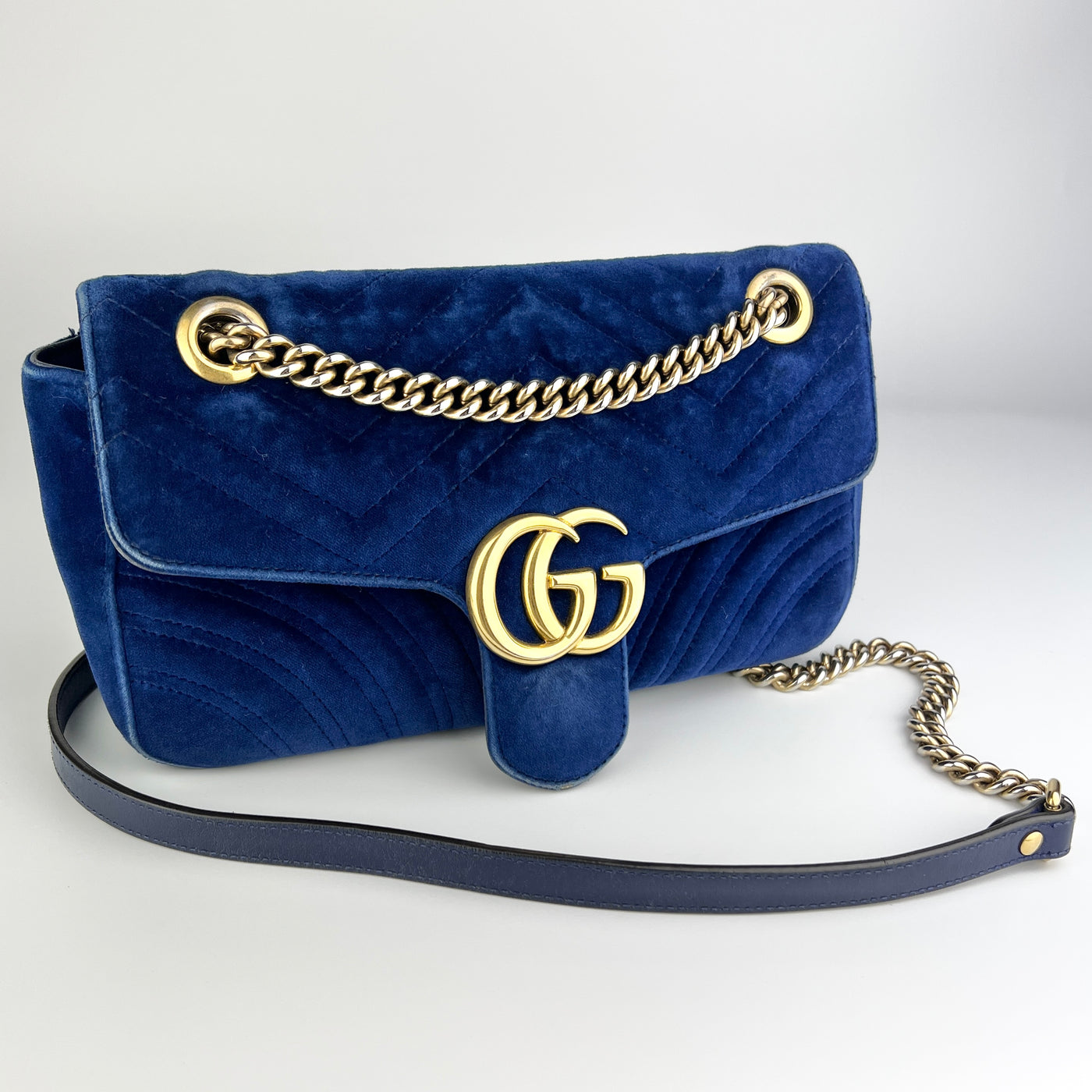 Gucci velvet 2025 marmont medium