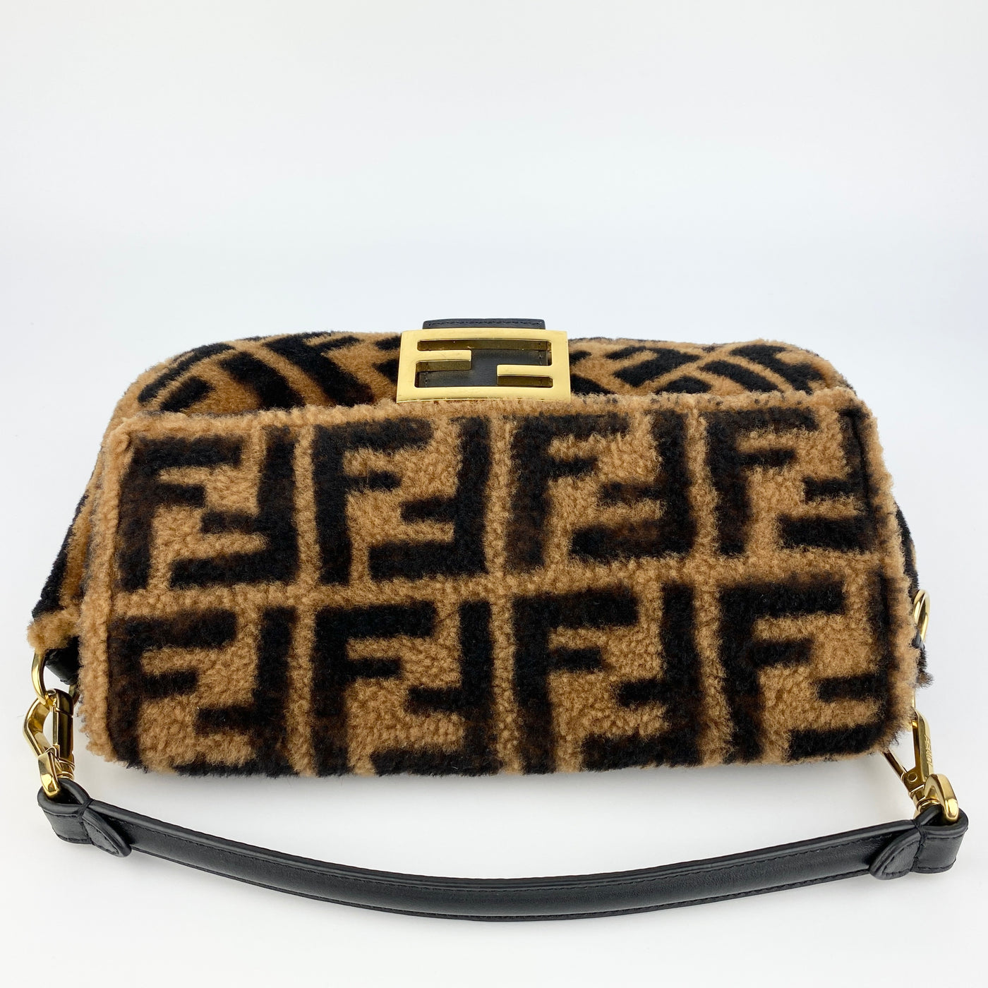 Fendi hotsell fur baguette