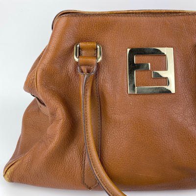 FENDI LEATHER SHOULDER BAG