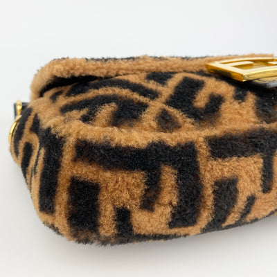 FENDI SHEARLING FUR BAGUETTE BAG