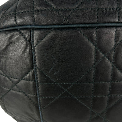 CHRISTIAN DIOR VINTAGE CANNAGE BUCKET BAG CLOSE UP