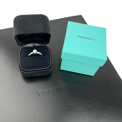 TIFFANY & CO. PLATINUM DIAMOND 0.77 TCW RING