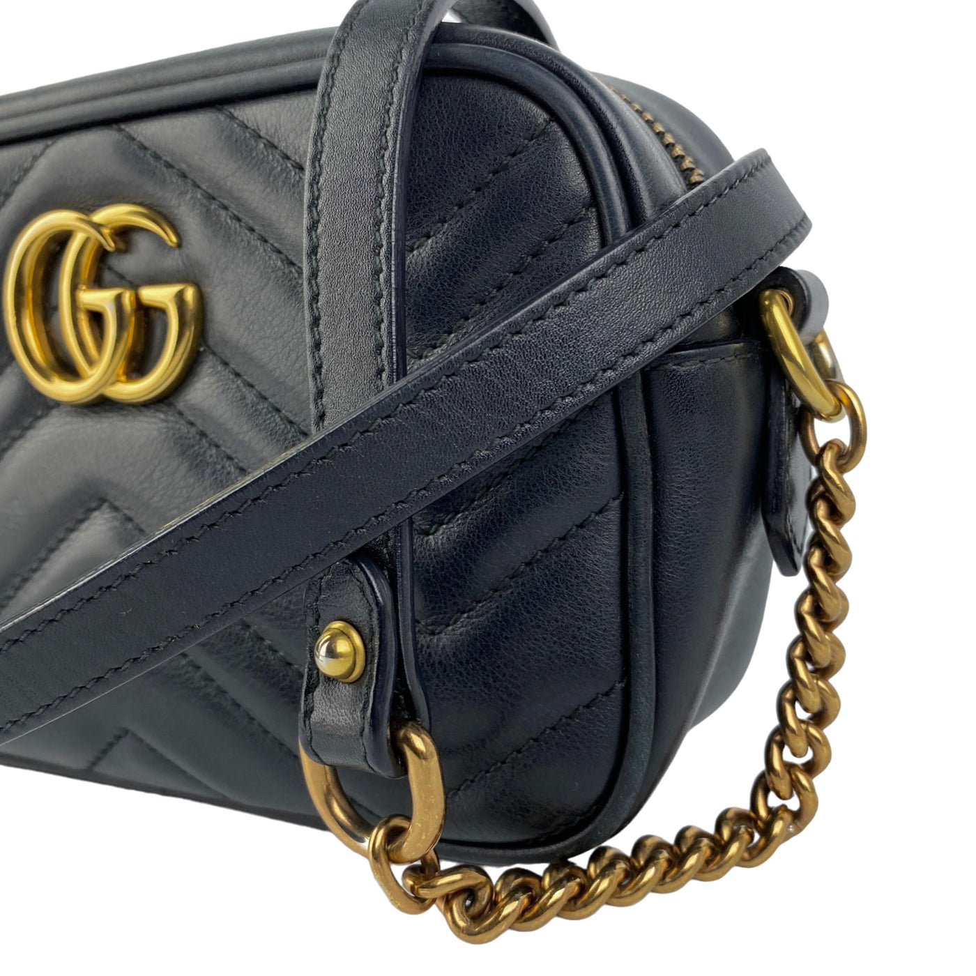 GUCCI MARMONT MINI SHOUDER BAG