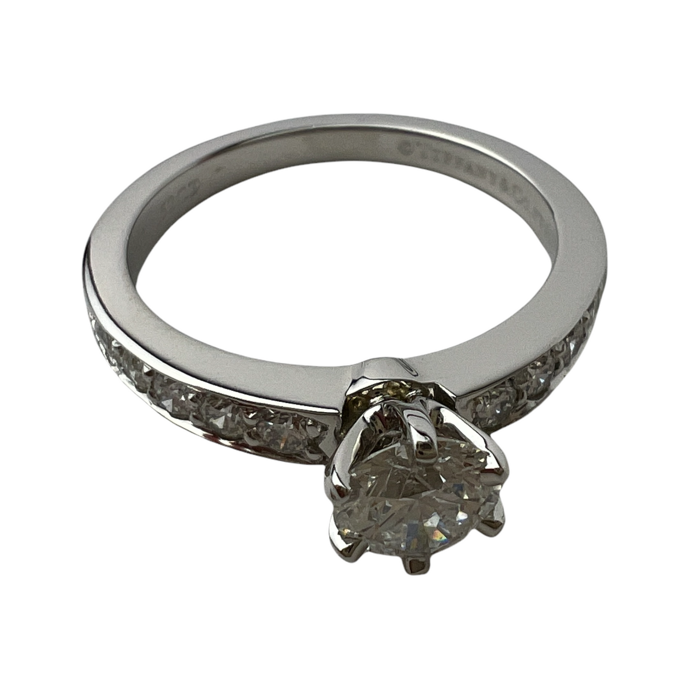 TIFFANY & CO. PLATINUM DIAMOND 0.77 TCW RING