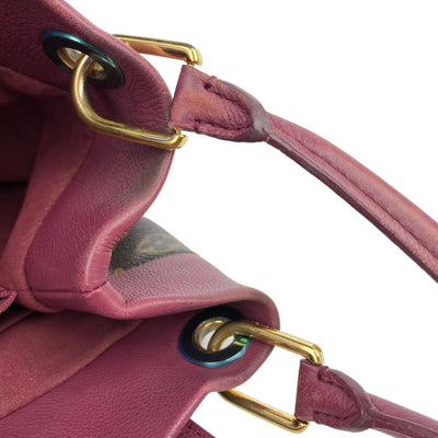 Louis Vuitton Olympe Tote with purple handles Close up 