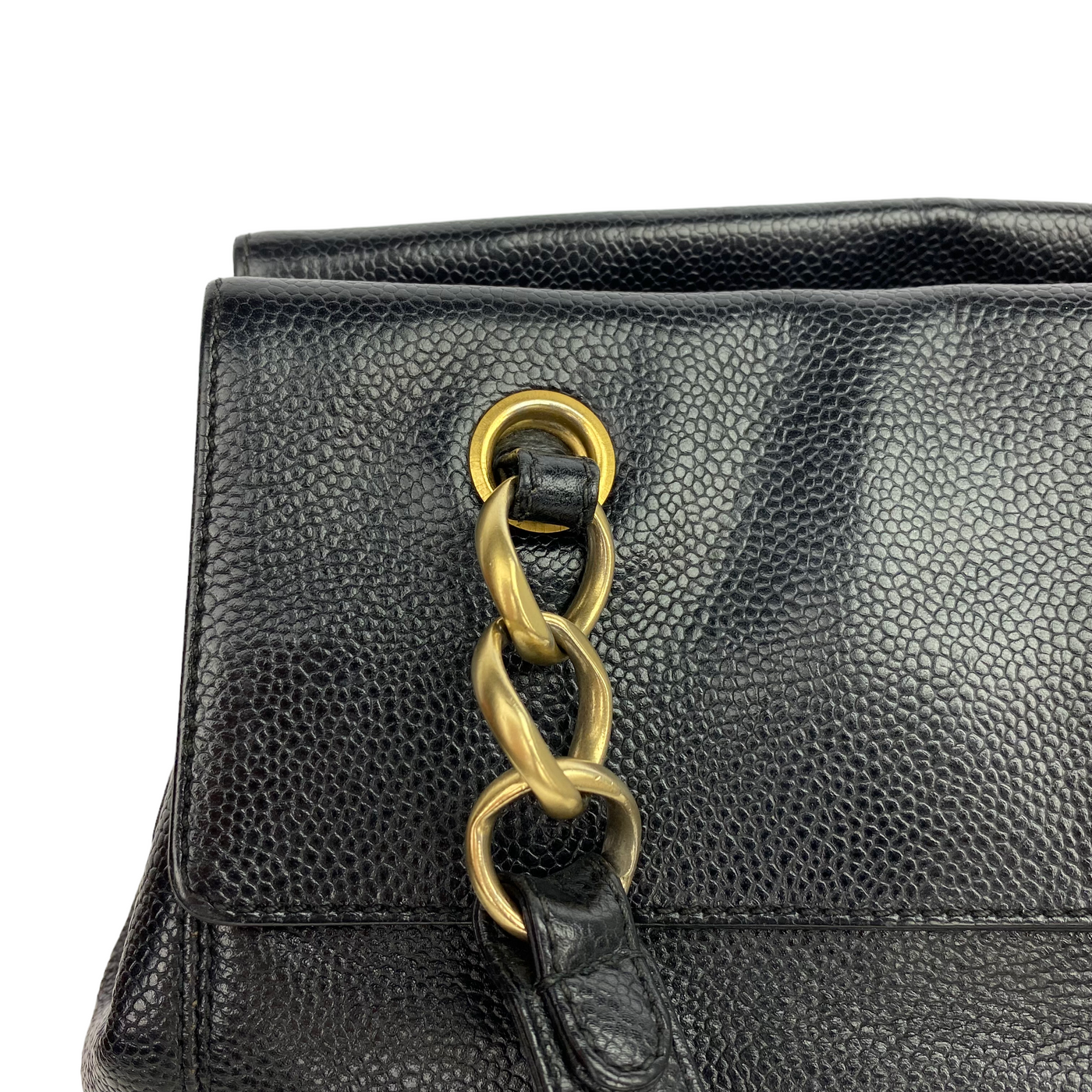 Chanel black Vintage Shoulder Bag close up 